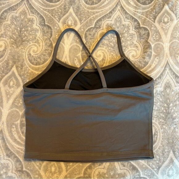 Senita Athletics Ava crop top - Picture 6 of 6